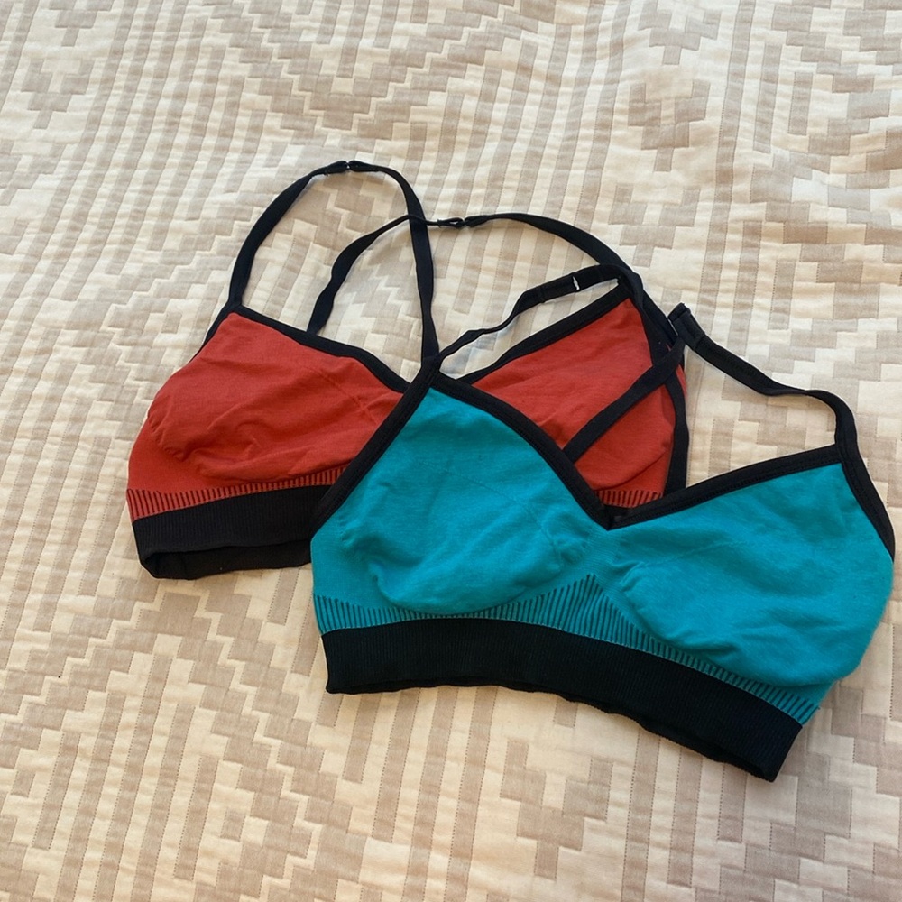 Set of 2 Lululemon sports bras